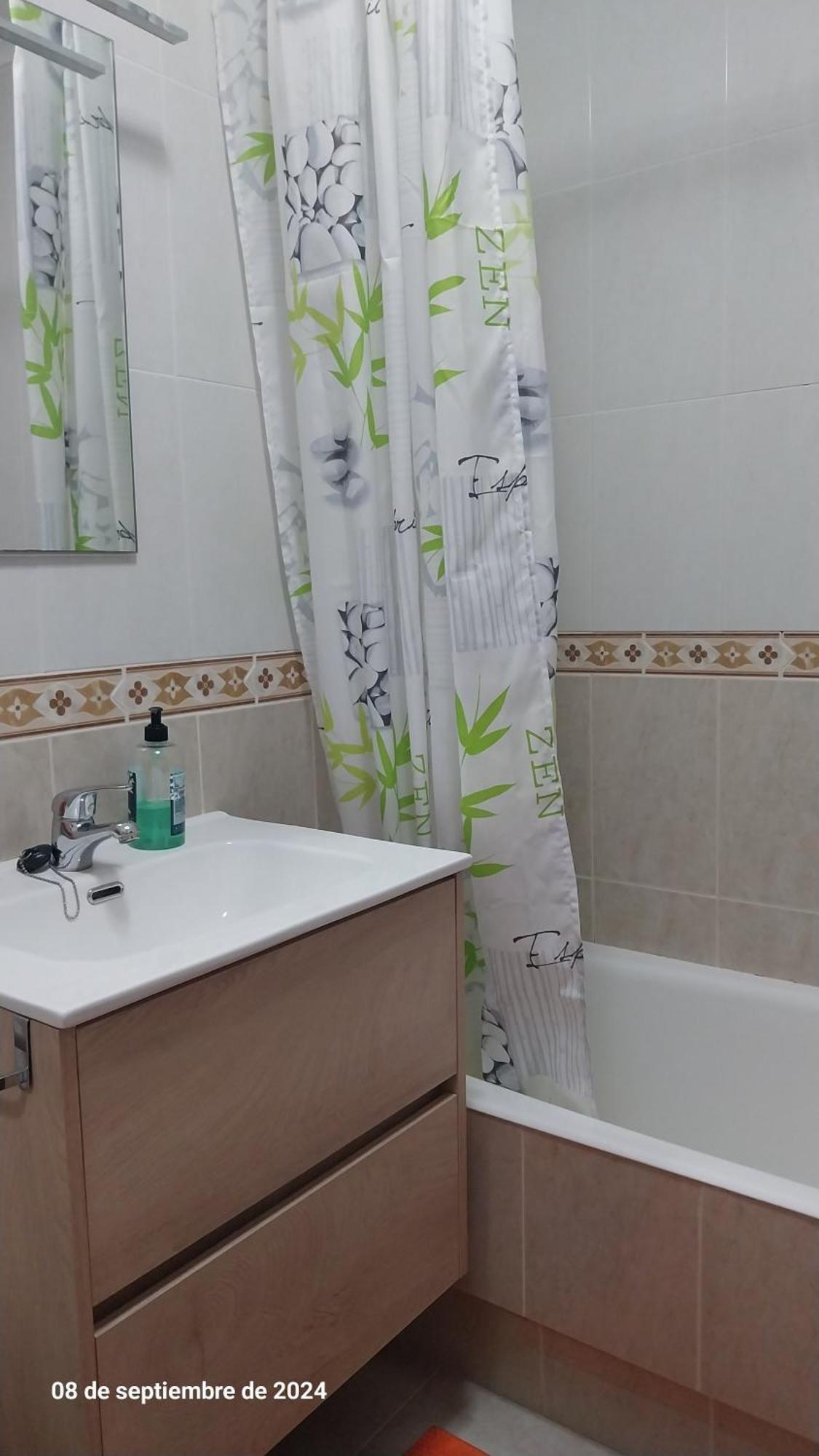 Cantabria, Amplio Piso .Se Admiten Mascotas Badames Exterior foto